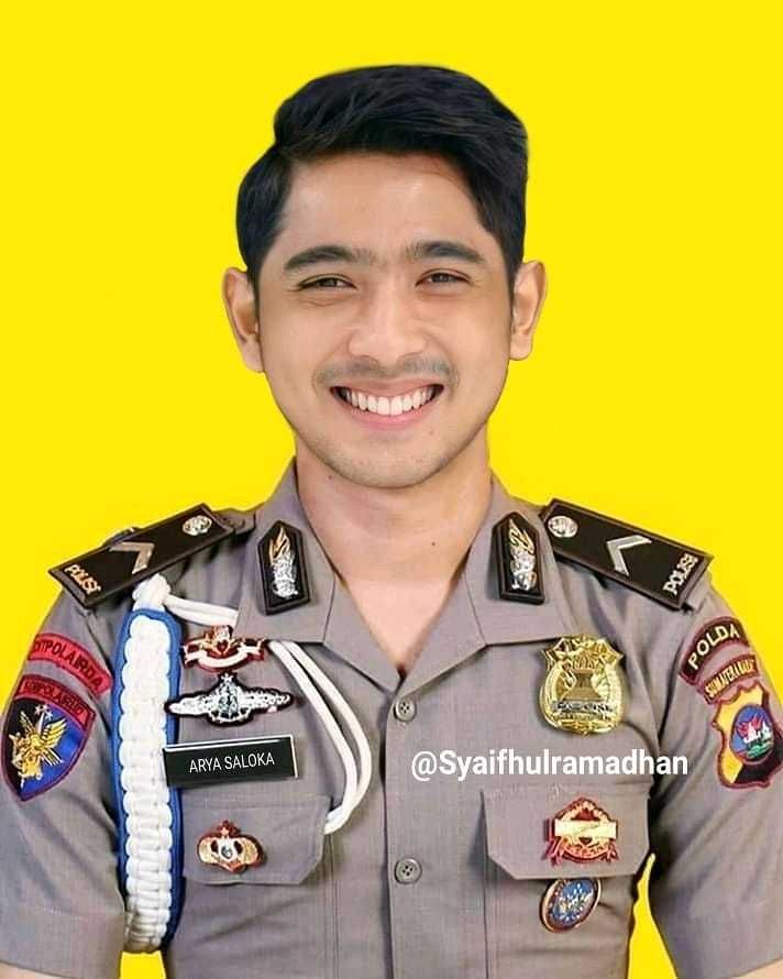 Foto editan Arya Saloka pemeran ikatan cinta yang bikin ngakak